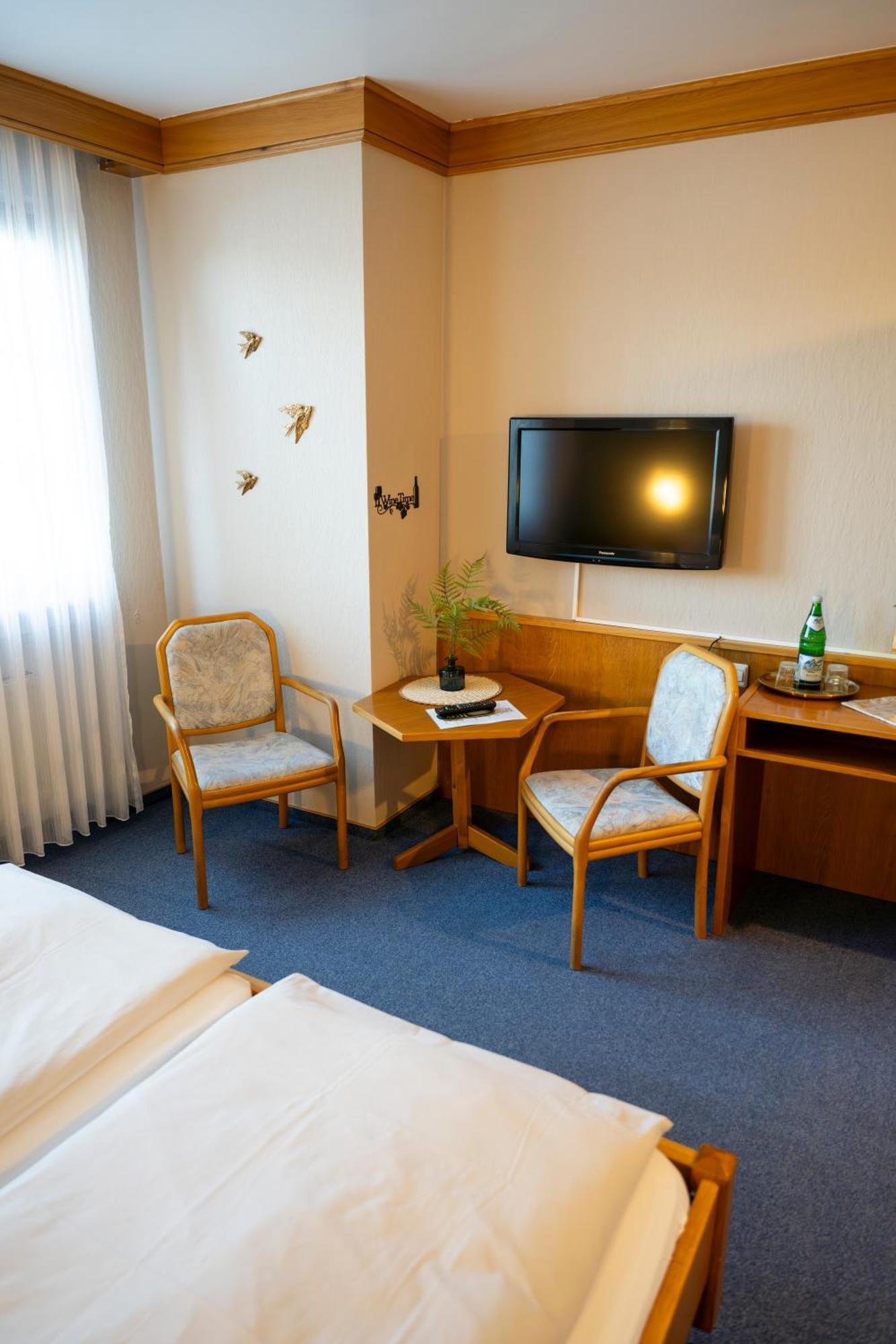 Gülser Weinstube 3* Koblenz (Rhineland-Palatinate)