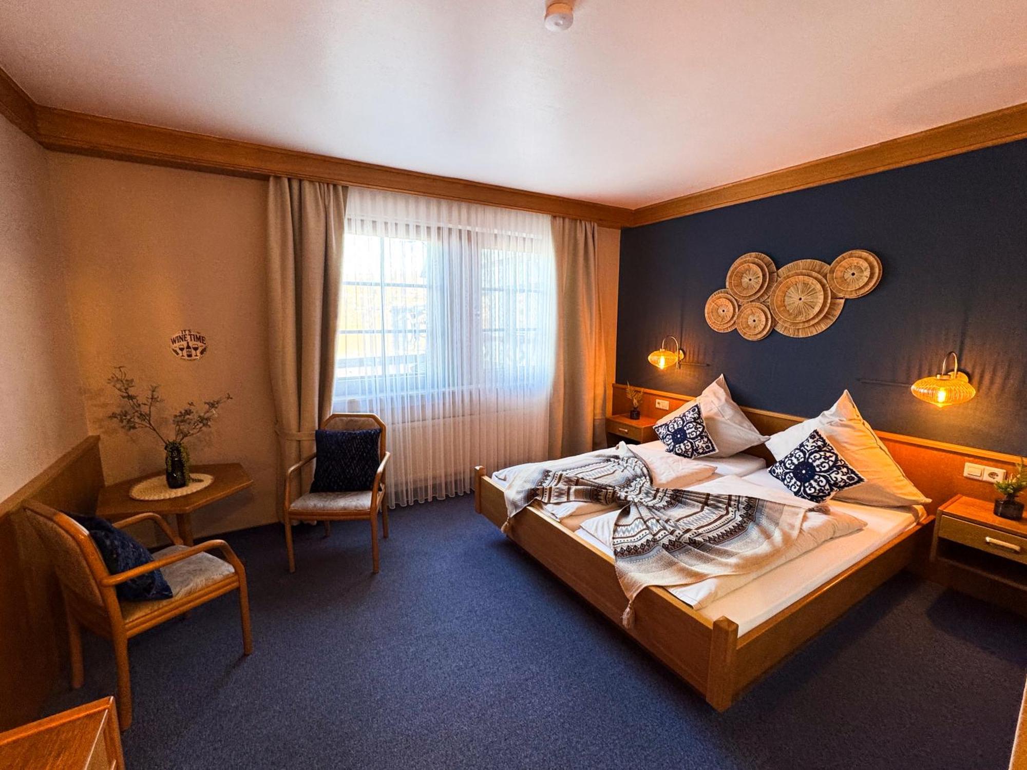 Gülser Weinstube Hotel Koblenz (Rhineland-Palatinate)