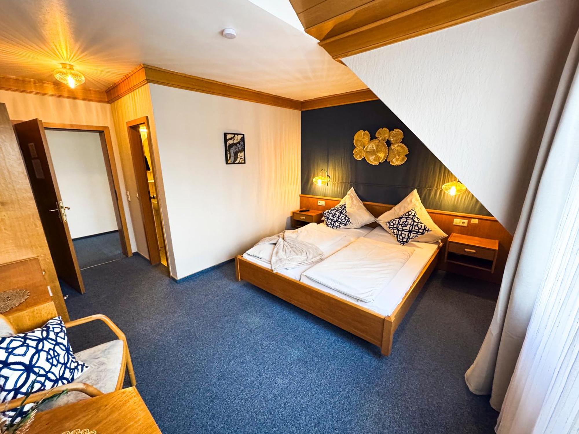 Gülser Weinstube Hotel Koblenz (Rhineland-Palatinate)